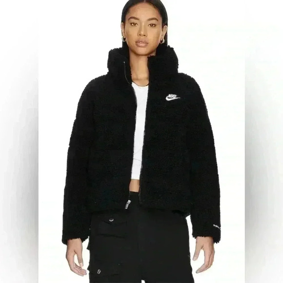 Nike Therma-FIT City Series Women's Synthetic Fill High-Pile Fleece Jacket coat - Picture 1 of 5